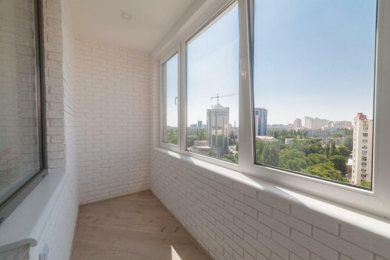 Апартаменты В Новом Доме Odesa Exterior foto
